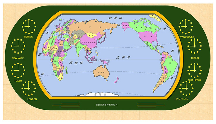 8個(gè)世界不同時(shí)區(qū)代表城市的白色指針時(shí)鐘，顯示在世界地圖上的墻面上，藍(lán)底，間以緯線